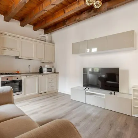 Adelia - Romeo & Giulietta Verona